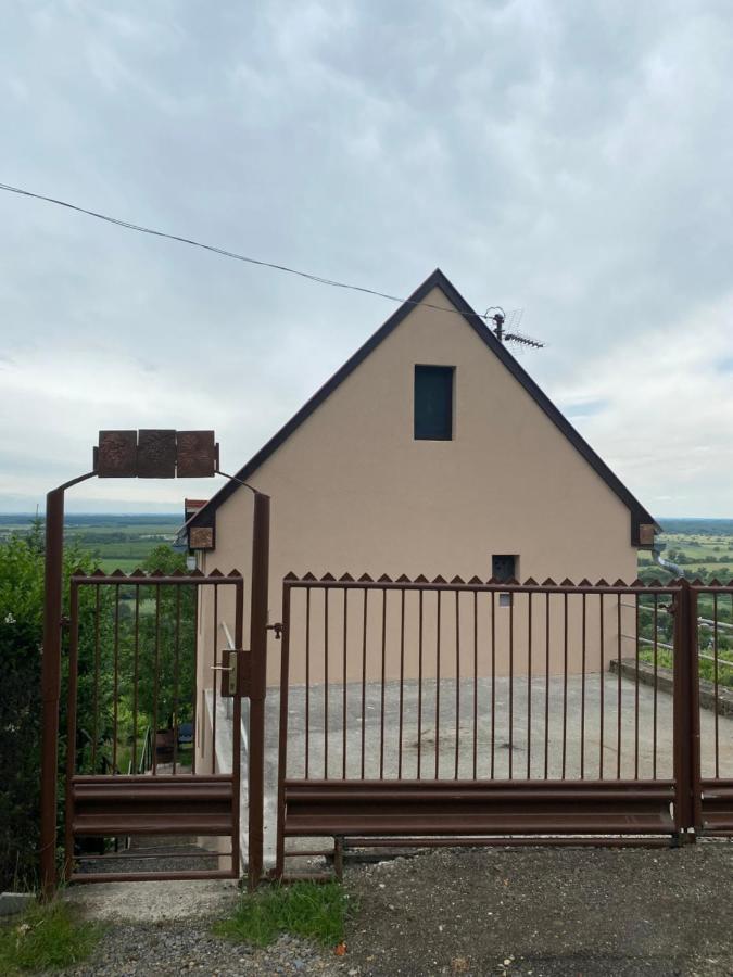 Feher Szolo Vendeghaz Шаторальяуйхей Экстерьер фото